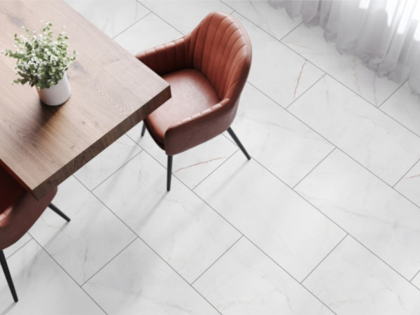 Sol vinyle The Floor SPC Stone décor Marmorata chiara Q1004, dalle