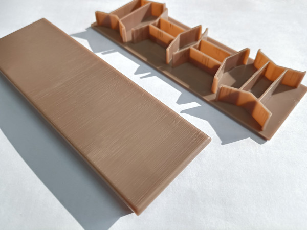 Embout pour panneau coextrudé en aluminium Teck