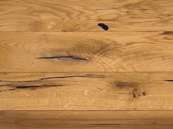 Parquet massif chêne rustique RM, poncé, huilé naturel
