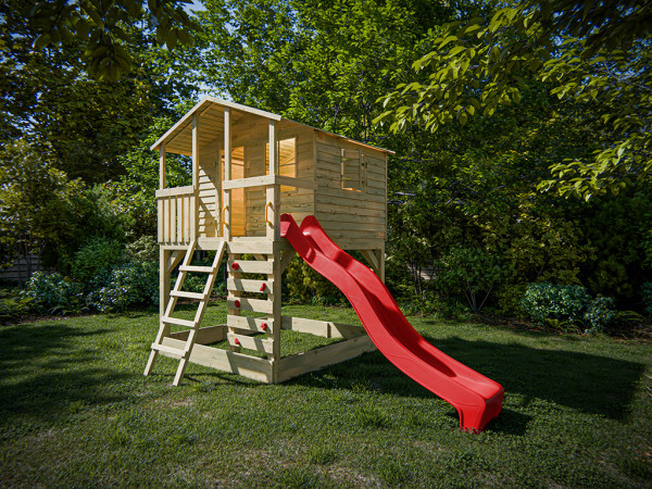 Cabane sur pilotis en bois autoclave Henry avec toboggan rouge