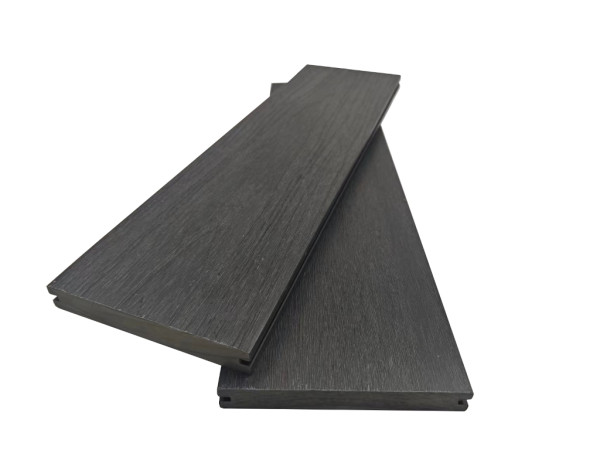 Lames de terrasse premium en composite couleur anthracite