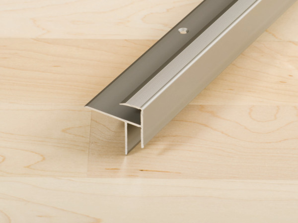 Profilé de nez de marche PROSTEP Aluminium anodisé Argent